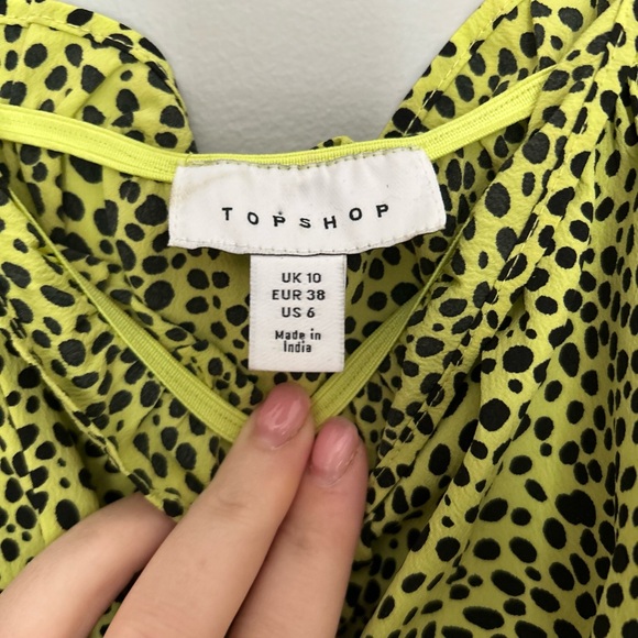 Topshop Neon Green Spotted Crop Top - Picture 2 of 2